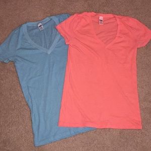 Victoria’s Secret Pink V-Neck Tee’s
